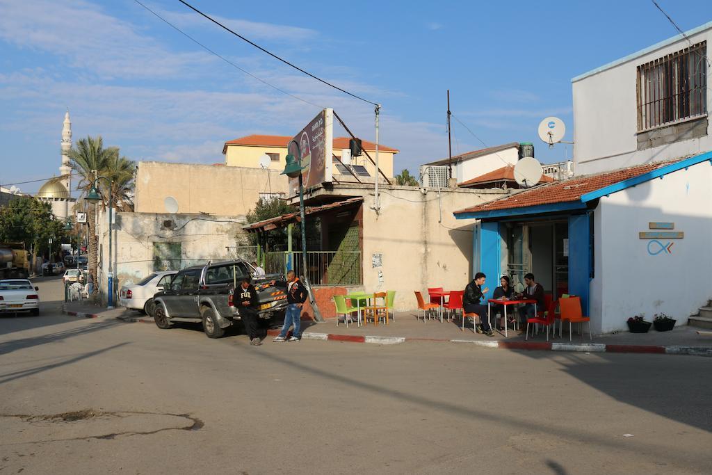 Juha'S Guesthouse - Zarqa Bay Jisr ez Zarqa Экстерьер фото
