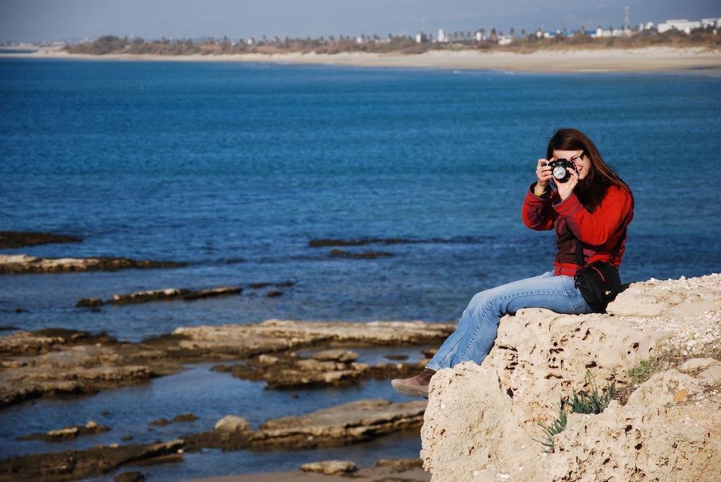 Juha'S Guesthouse - Zarqa Bay Jisr ez Zarqa Экстерьер фото